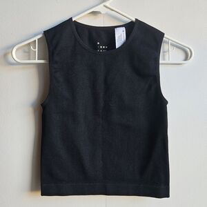 A New Day Slim Fit Ribbed Crop Tank in Women's M